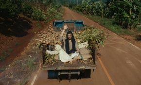 Fujii Kaze พาเที่ยวเมืองไทยแบบโลคอล ในเอ็มวีเพลงใหม่ "Prema" พร้อมฟัง Prema อัลบั้มภาษาอังกฤษชุดแรกที่ทุกคนรอคอยได้แล้ววันนี้