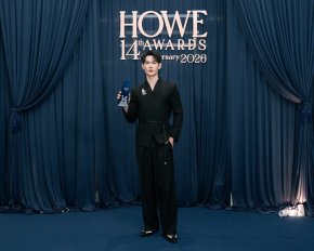 พาเวล นเรศ  คว้ารางวัล  HOWE HOTTEST ACTOR AWARD ในงาน HOWE AWARDS 2026