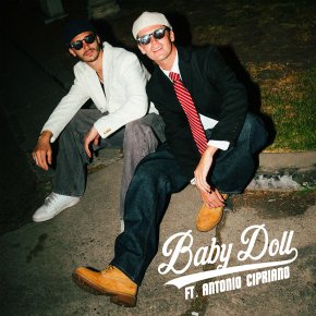 Jamie Miller ชวน Antonio Cipriano จากซีรีส์ Off Campus ส่ง "Babydoll" เวอร์ชันใหม่ หลังเพลงฮิตจุดกระแสแดนซ์ทั่วโซเชียล คว้าอันดับ 1 U.S. Pop iTunes ไปครองอย่างสวยงาม