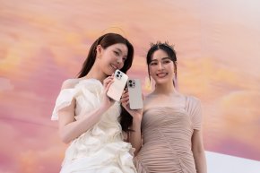 vivo ชวน 'หลิง-ออม' สัมผัสประสบการณ์เสกช็อตลูกรักพระเจ้า ผ่านนิทรรศการ "The Golden Stage of Life Exhibition"