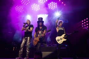 ส่องตัวตนสะท้อนความคิด! ผ่านพลังคำพูด 3 สมาชิก GUNS N' ROSES ก่อนไปพิสูจน์ตำนานร็อกระดับโลกที่ยังมีลมหายใจ 13 พ.ค.นี้