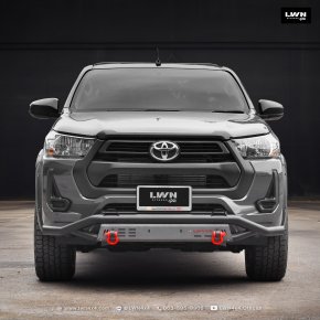 หัวเดี่ยว Toyota Hilux Revo กับชุดแต่งออฟโรดรอบคัน LWN4x4