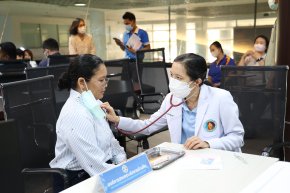 โรงพยาบาลทหารผ่านศึก ออกหน่วยวัคซีนเคลื่อนที่ ในโครงการวัคซีนเคลื่อนที่ รวดเร็ว ว่องไว ปลอดภัย ใส่ใจสุขภาพ ร่วมกับ บริษัท ขนส่ง จำกัด (บขส.) 