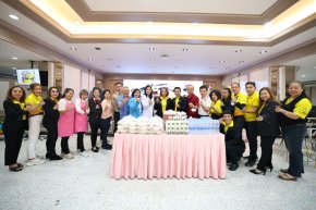 สมาคมช่างผมเสริมสวยแห่งประเทศไทย และคณะ ในการเยี่ยมบำรุงขวัญผู้ป่วยทหารผ่านศึก