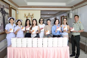 เมื่อวันที่ 28 พฤษภาคม 2569 นางสุธรรมา สกุลไทย รองผู้อำนวยการโรงพยาบาลทหารผ่านศึก (ฝ่ายการพยาบาล) และคณะ เป็นผู้แทนผู้อำนวยการโรงพยาบาลทหารผ่านศึก ให้การต้อนรับ คุณมณีรัตน์ หิมะทองคำ และคณะ ในโอกาสเข้ามอบชุดอาหารว่าง จำนวน 100 ชุด เพื่อสร้างขวัญกำลังใจให้