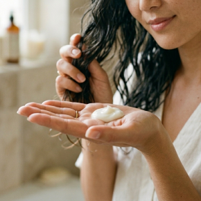 ใช้ครีมนวดทำให้ผมร่วงจริงหรือไม่? เข้าใจสาเหตุและวิธีใช้ที่ถูกต้อง