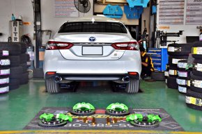 TOYOTA CAMRY - BREMBO 18z