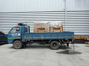 Delivery Electric Tugs Brand MasterMover MT300+ from UK to our customer in Chonburi, Thailand.