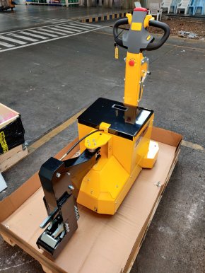 Delivery Electric Tugs Brand MasterMover model MT200  from UK to our customer in Chachoengsao, Thailand.