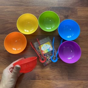 Rainbow cup 6 สีพร้อมที่คีบ 2 ชิ้นแถมฟรีเม็ดบีทถุงเล็ก