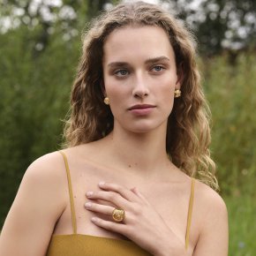 VAN CLEEF & ARPELS Sous les étoiles 