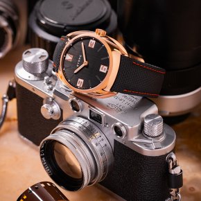 BYRNE Watch Black and Green Pink Gold