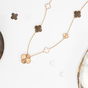 VAN CLEEF & ARPELS Alhambra