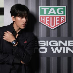 TAG HEUER Monaco 