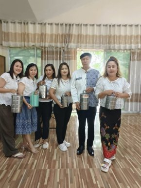 ประชาสัมพันธ์ใช้ปิ่นโต ถุงผ้า ทำบุญเนื่องในวันเข้าพรรษา