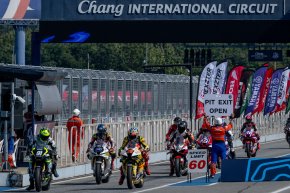 NEXZTER BRIC Superbike เช็กอินชิงดำสนามสุดท้าย นักบิดเวิลด์คลาสโผล่เซอร์ไพรส์ "แสตมป์" คว้าโพลรุ่นใหญ่