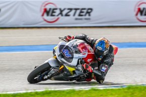 NEXZTER BRIC Superbike 2025 หวดคันเร่งสนามแรก ดาวบิดไทย-เทศคับคั่ง! "แสตมป์" เฉือน "มิกซ์" รั้งจ่าฝูงวันแรก