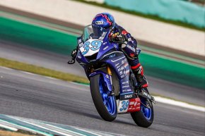 ยามาฮ่า ฟอร์มแรงประเดิม ARRC เซปังฯ 