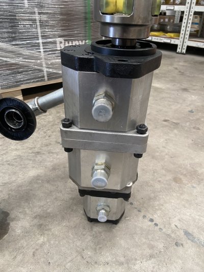 Triple Gear pump
