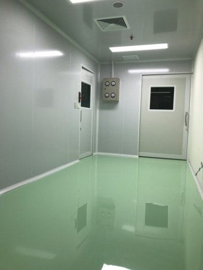 ห้องผสมยาเคมีบำบัด ชั้น 5 ที่โรงพยาบาลธรรมศาสตร์เฉลิมพระเกียรติ 
