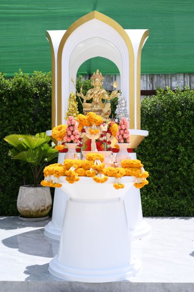 บริษัท คราวน์ เอวิเอชั่น จำกัด