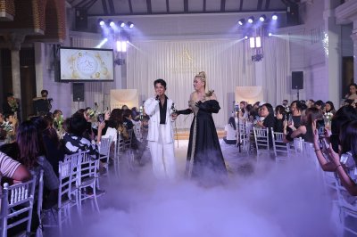  A WHOLE NEW DEFINITION YOUTH WITH A SECRET COLLAGEN