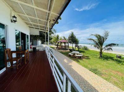 Standard Oceanview Bungalow ( M2-M3 )