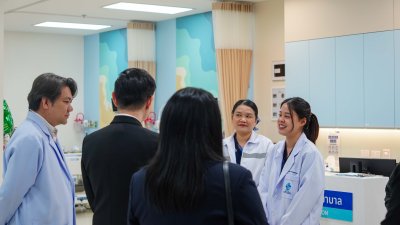 โรงพยาบาลพระราม 9 เยี่ยมชมพร้อมแลกเปลี่ยนศักยภาพทางการแพทย์