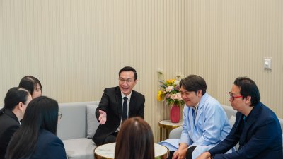 โรงพยาบาลพระราม 9 เยี่ยมชมพร้อมแลกเปลี่ยนศักยภาพทางการแพทย์