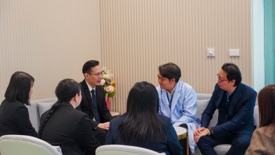 โรงพยาบาลพระราม 9 เยี่ยมชมพร้อมแลกเปลี่ยนศักยภาพทางการแพทย์