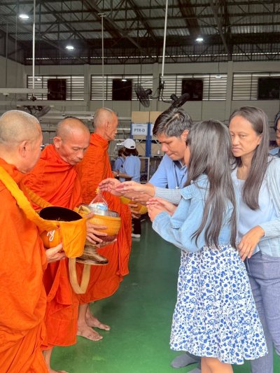 ครบรอบ 10 ปี ทำบุญบริษัท