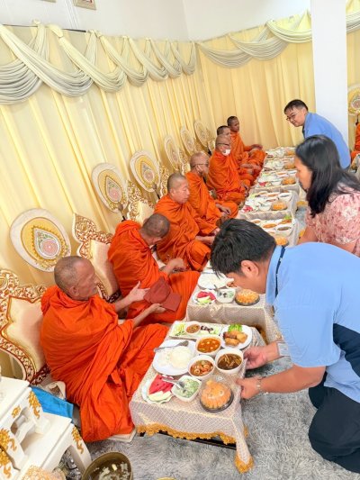 ครบรอบ 10 ปี ทำบุญบริษัท