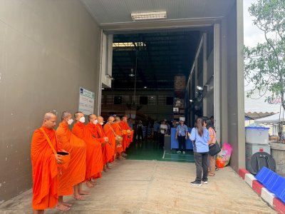 ครบรอบ 10 ปี ทำบุญบริษัท