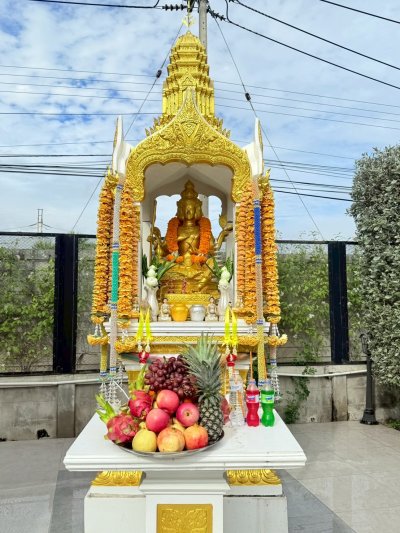ครบรอบ 10 ปี ทำบุญบริษัท