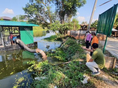 ตรวจงานปรับปรุงซ่อมแซมสถานีสูบน้ำด้วยไฟฟ้า