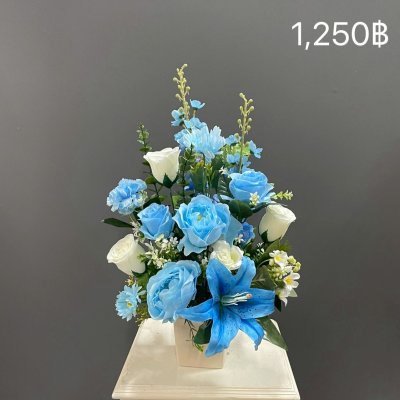 แจกันดอกไม้ประดิษฐ์