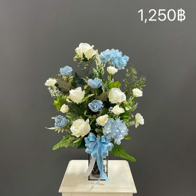 แจกันดอกไม้ประดิษฐ์