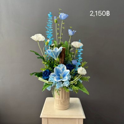 แจกันดอกไม้ประดิษฐ์