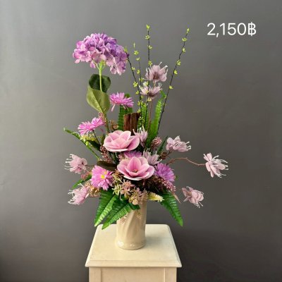 แจกันดอกไม้ประดิษฐ์