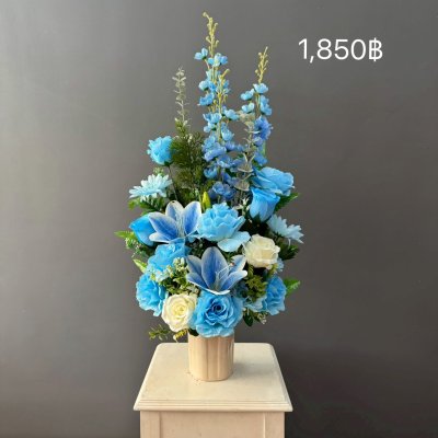 แจกันดอกไม้ประดิษฐ์