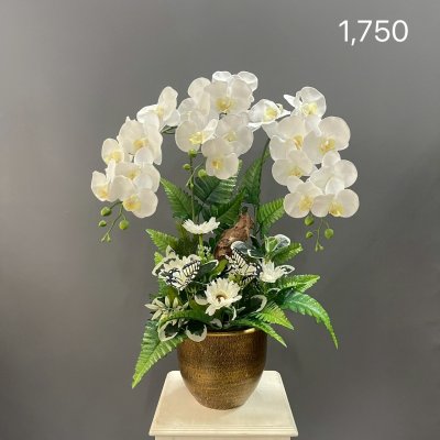 แจกันดอกไม้ประดิษฐ์