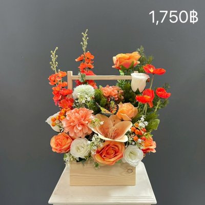 แจกันดอกไม้ประดิษฐ์