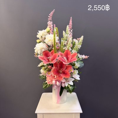 แจกันดอกไม้ประดิษฐ 2550-2850฿