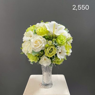 แจกันดอกไม้ประดิษฐ์