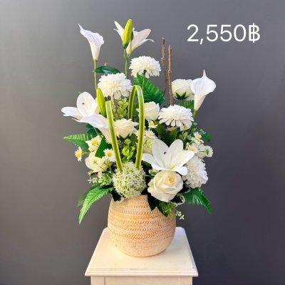 แจกันดอกไม้ประดิษฐ 2550-2850฿