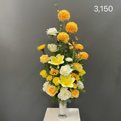 แจกันดอกไม้ประดิษฐ์