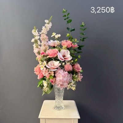 แจกันดอกไม้ประดิษฐ์ ราคา3,150-3,550฿