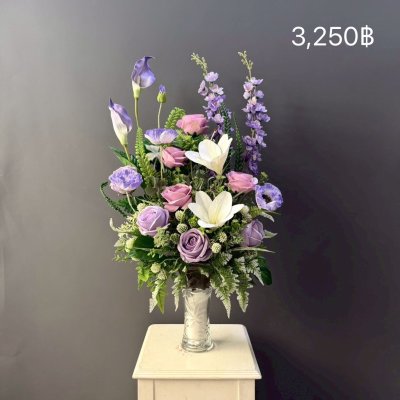 แจกันดอกไม้ประดิษฐ์ ราคา3,150-3,550฿