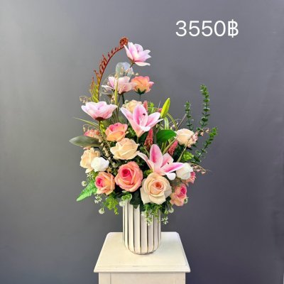 แจกันดอกไม้ประดิษฐ์ ราคา3,150-3,550฿