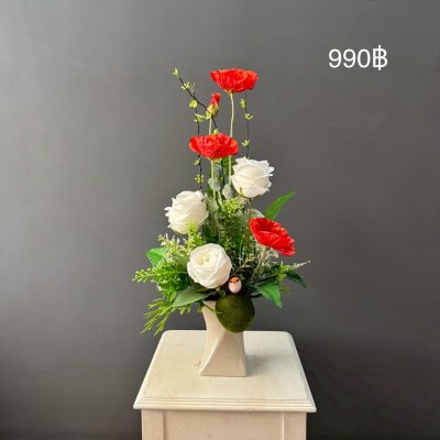 แจกันดอกไม้ประดิษฐ์